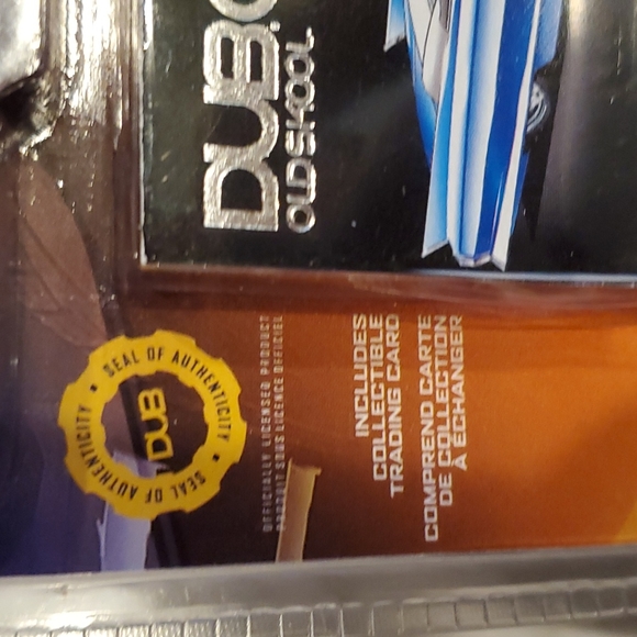 Jada Toys DUB CITY OLDSKOOL 1:64 Scale ❤1962 Cadillac Series 62 W/ Trading card - Picture 3 of 6